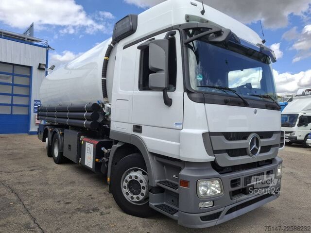 Iný MERCEDES-BENZ 2541 L Actros MP3 6x2*4 Silo L+F 2011 Waage Lenk