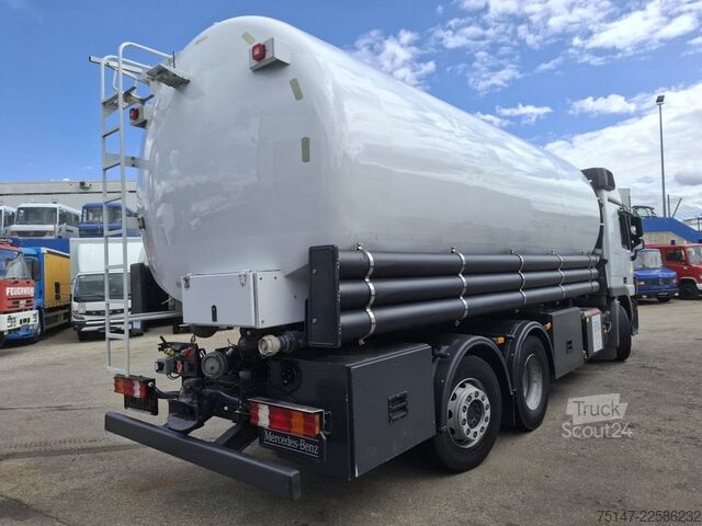 Iný MERCEDES-BENZ 2541 L Actros MP3 6x2*4 Silo L+F 2011 Waage Lenk