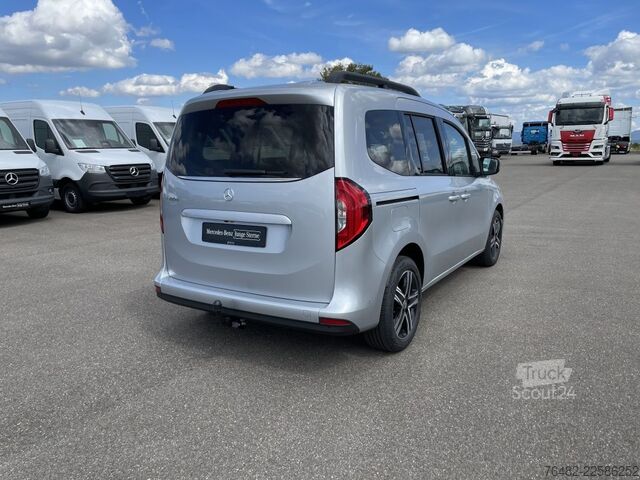 Minibus MERCEDES-BENZ T 180d Progressive Edition/MBUX/NAVI/KAMERA/AUTO