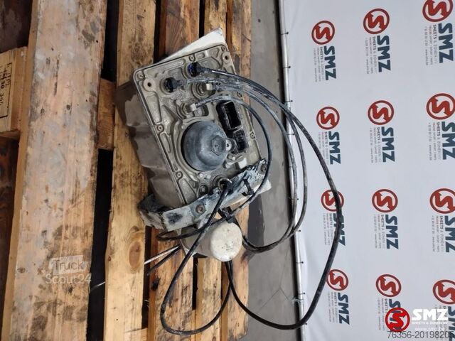 Sistema de combustible Man Occ AdBlue module MAN TGS Bosch Denoxtronic 003852
