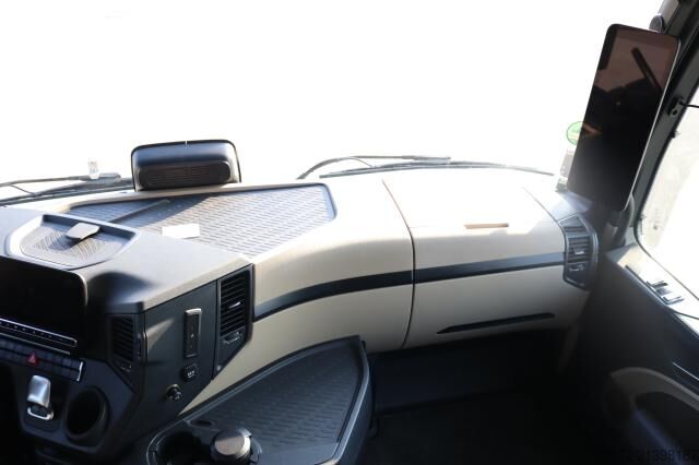 Standardni vlačilec  eActros EACTROS 600