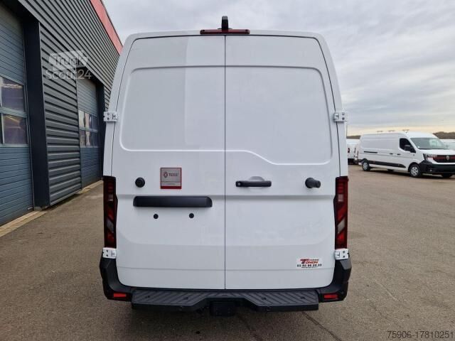 Kasa kamyoneti Renault Master L2H2