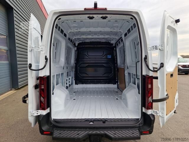 Kasa kamyoneti Renault Master L2H2