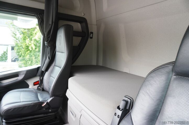 Camion frigorific SCANIA R500 / Lecapitaine refrigerator / Carrie