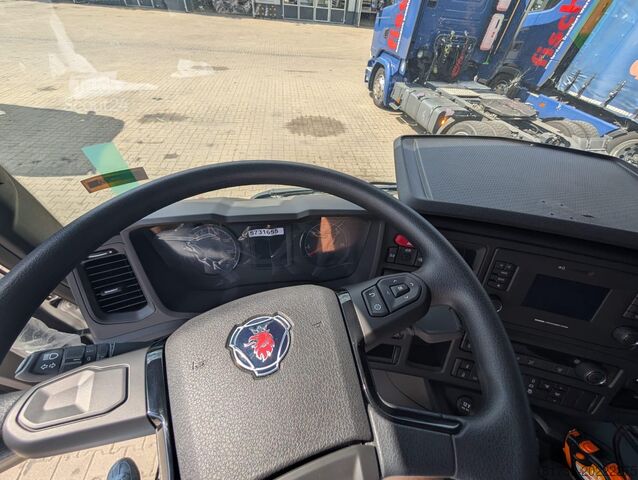 Șasiu SCANIA P 340 B6x2*4NA / chassis/ steereing axle