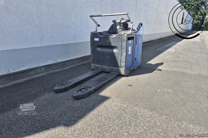Porta-paletes manual Linde T20SP