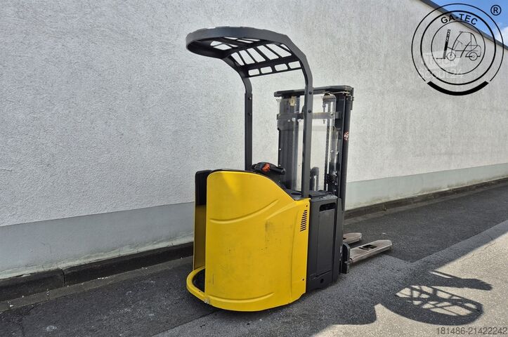 Empilhador manual Linde L14SP