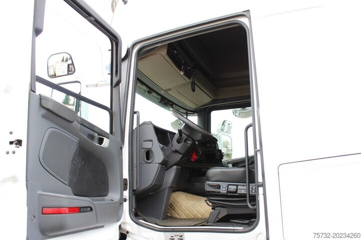 Standardowy ciągnik siodłowy Scania R 450 Topline  Retarder  Kühlbox  Leder