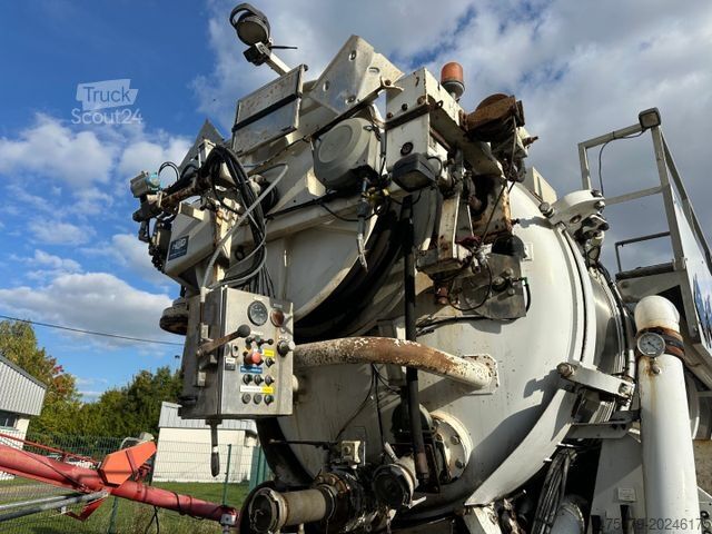Vacuum tank truck MERCEDES-BENZ Actros 4141 K / 8x4 / KOKS Kombi