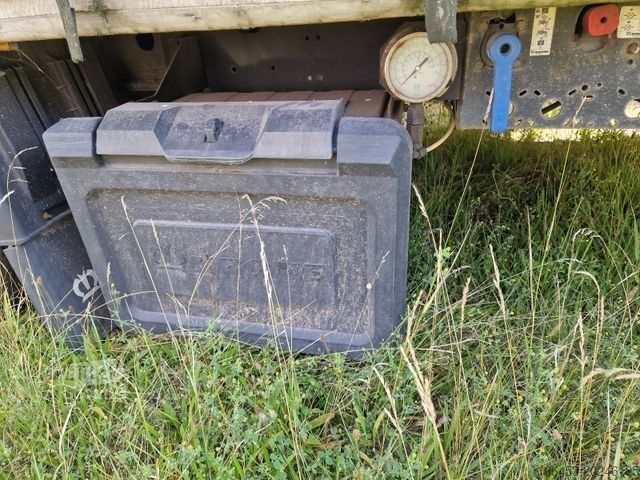 Semi-rimorchio per bevande KRONE Getränke/VDI 2700/Gardine li+re/Edscha/Siebdruck
