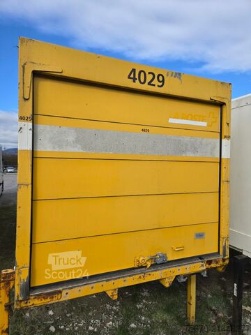 Châssis interchangeable avec structure caisson Schmitz Cargobull BDF-System 7.450 mm, Rolltor, Farbe: weiß