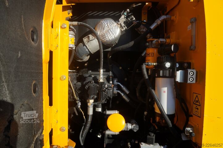 Pásové rýpadlo JCB JS 145LC crawler excavator / 4800 MTH
