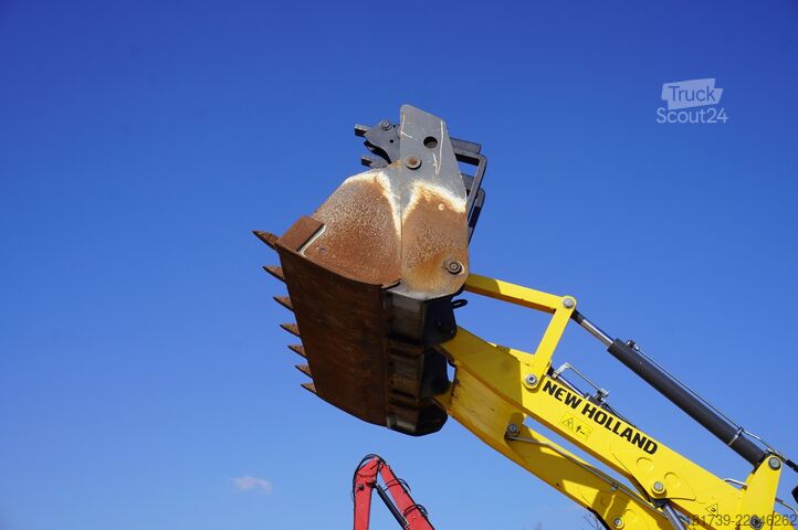 Bager-nakladač New Holland B 115 C backhoe loader / 1000 MTH !