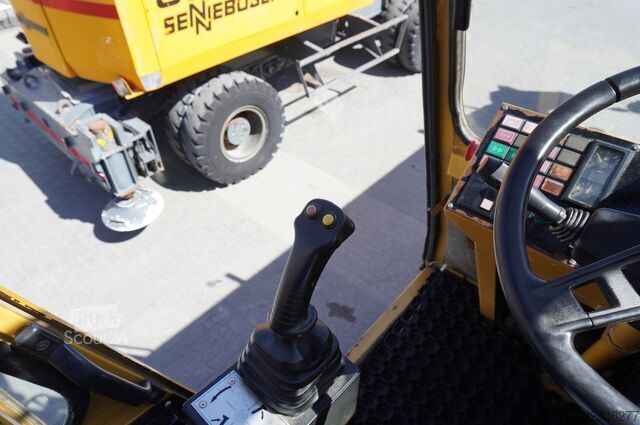 Всюдихідний кран Locatelli Gril 830 C rough terrain crane/ 1700 MTH