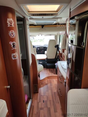 Entegre karavan Hymer/Eriba EX 674