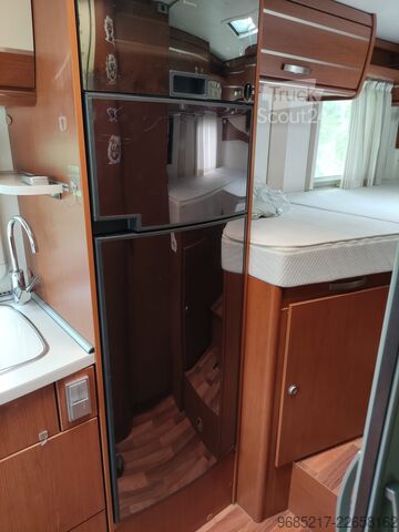 Entegre karavan Hymer/Eriba EX 674