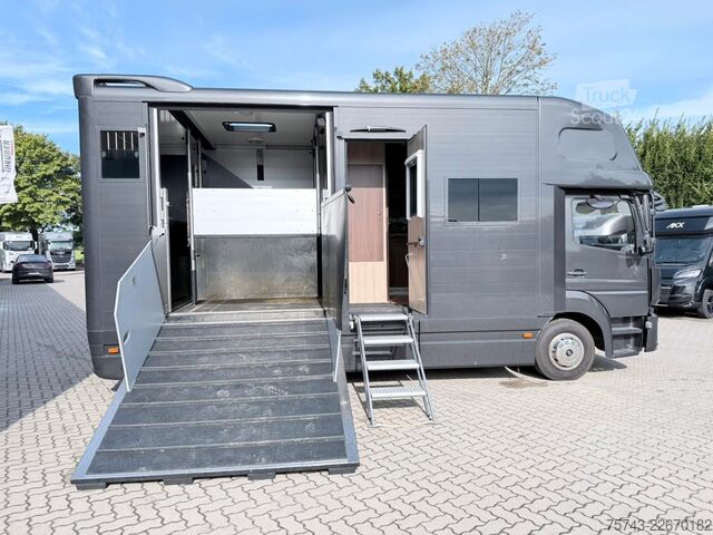 Скотовоз MERCEDES-BENZ ATEGO 1021  Roelofsen 3  Pferde  Wohnung Dusche