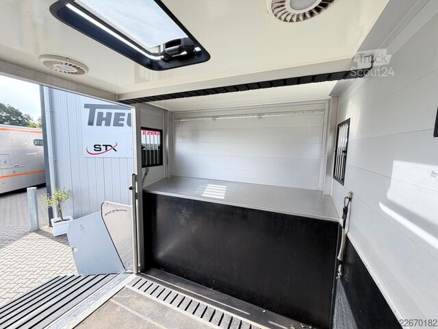 Скотовоз MERCEDES-BENZ ATEGO 1021  Roelofsen 3  Pferde  Wohnung Dusche