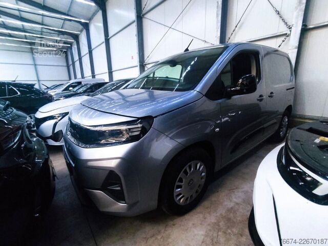 Umpikorja-auto OPEL COMBO-E Cargo 100kW 50-kWh 2-Schiebetüren