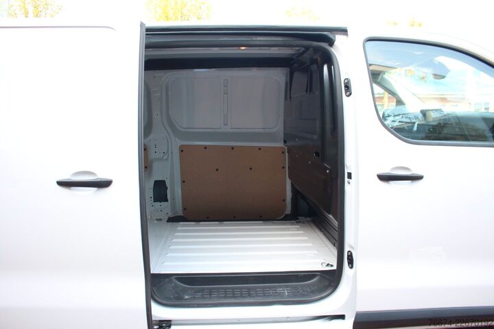 Umpikorja-auto Citroën Jumpy Kasten 2.0 BlueHDi 145 S&S EAT8 Klima AHK