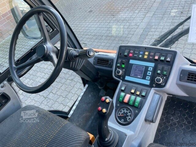Billenőplatós furgon Multicar Tremo X56 Allrad Geräteträger