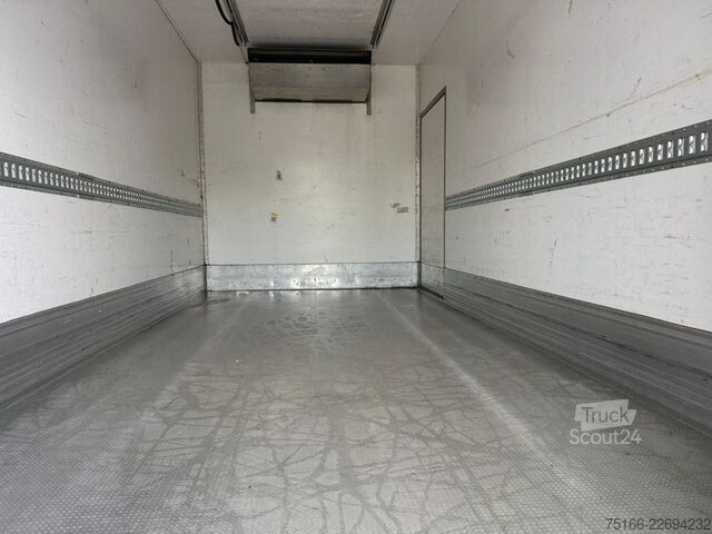 Camion frigorifique MERCEDES-BENZ ATEGO 1224 L Tiefkühlkoffer 6,20 m LBW 1,5 T