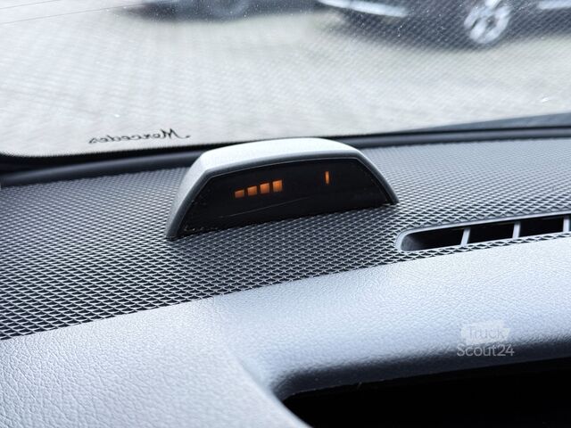 Φορτηγό κουτί Mercedes-Benz Vito 119 Allrad AHK