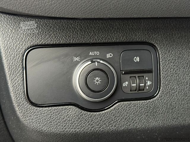 Skříňová dodávka Mercedes-Benz Sprinter 317 L4 Schwingsitz Klima 4325mm