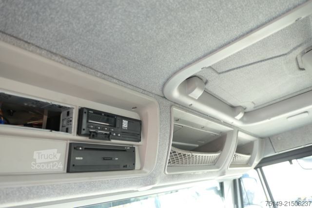 Roll-off tipper truck IVECO 460 X-WAY Stralis 6x2, Hiab XR21S59, Lenk-Lift