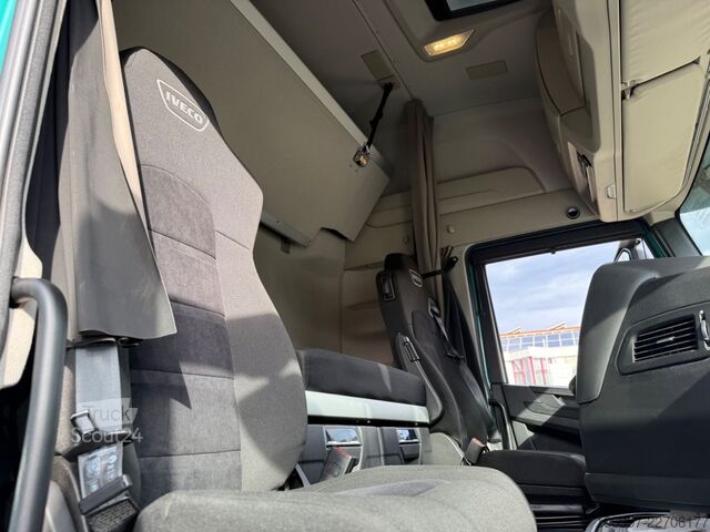 Tracteur routier standard IVECO STRALIS S-WAY AS440S49T/P Retarder ADR