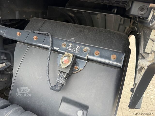 Tracteur routier standard IVECO STRALIS S-WAY AS440S49T/P Retarder ADR