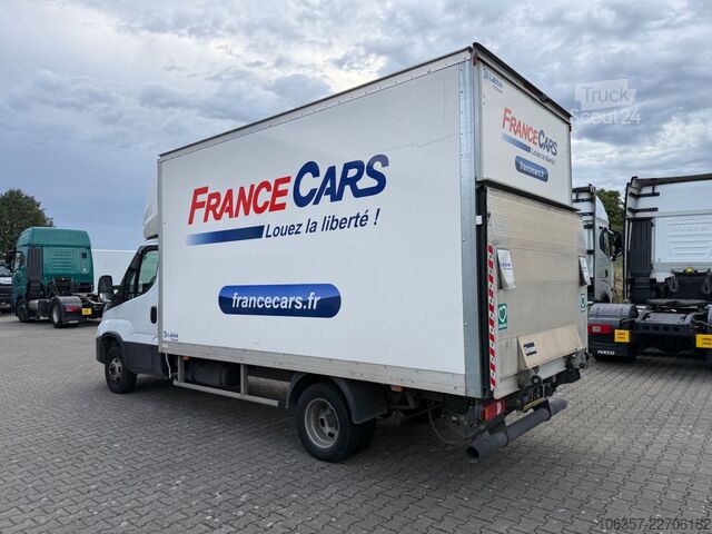 Dostavno vozilo s kesonom IVECO Daily 35C16 3,0L Koffer LBW 750kg Euro6E Seitent