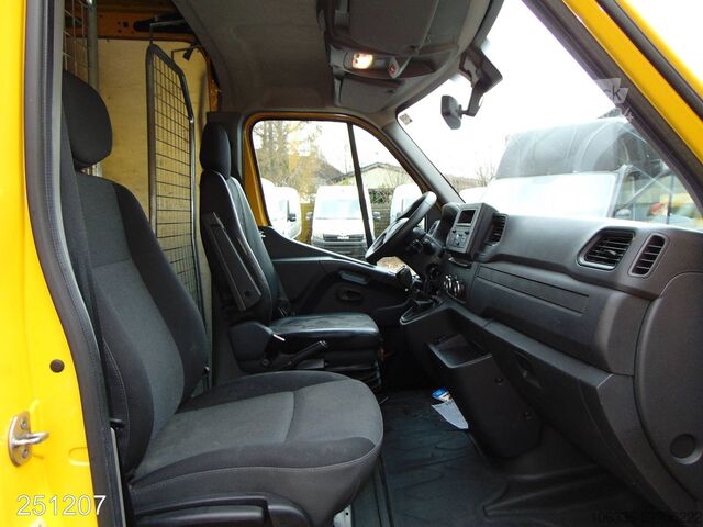 Fourgon surélevé RENAULT Master 2.3 dCi 135 L3H2 -Kamera-
