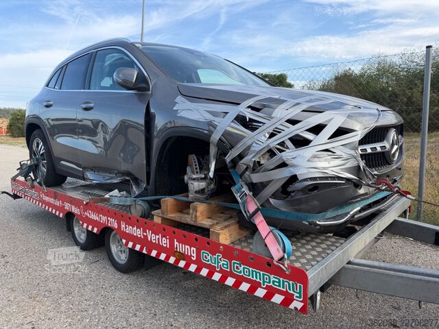 Pick-up MERCEDES-BENZ GLA 200 d DCT