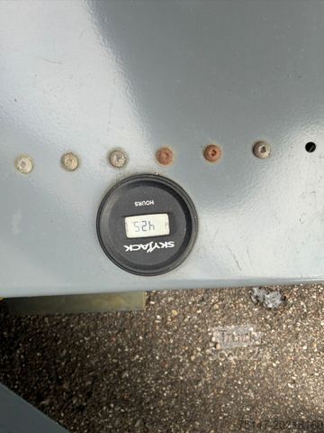 Plataforma de trabalho Skyjack SJ III 3219 el. Hebebühne 7,80m defekt!