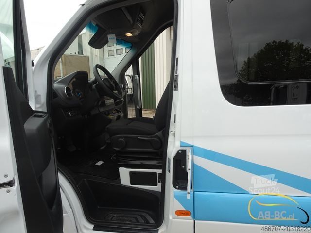 Starppilsētu autobuss MERCEDES-BENZ eSprinter 14 Sitze Electric Range: 300 km
