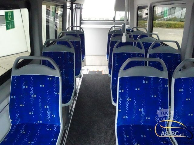 Starppilsētu autobuss MERCEDES-BENZ eSprinter 14 Sitze Electric Range: 300 km