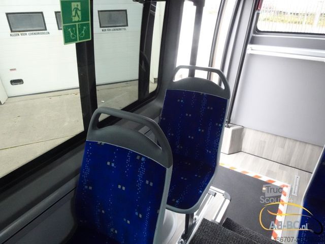Starppilsētu autobuss MERCEDES-BENZ eSprinter 14 Sitze Electric Range: 300 km