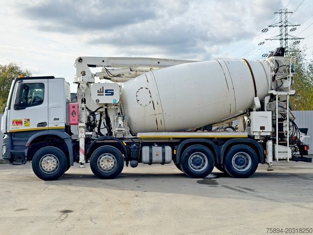 Φορτηγό αντλίας σκυροδέματος MERCEDES-BENZ AROCS 3743 * Betonpumpe + FUNK * 8x4 * TOP