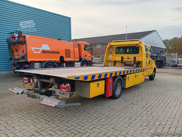 евакуатор Iveco 70C18