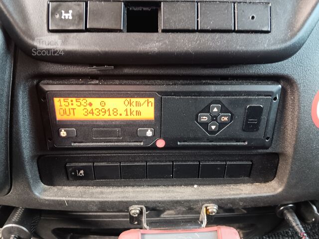 евакуатор Iveco 70C18