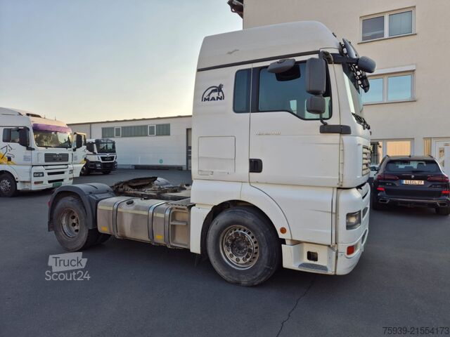 Standard tractor unit MAN TGA 18.440 4x2