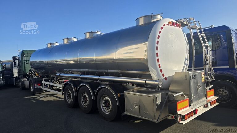 Remorque-citerne semi-remorque  Edelstahltankauflieger - Magyar - 4 Kammern