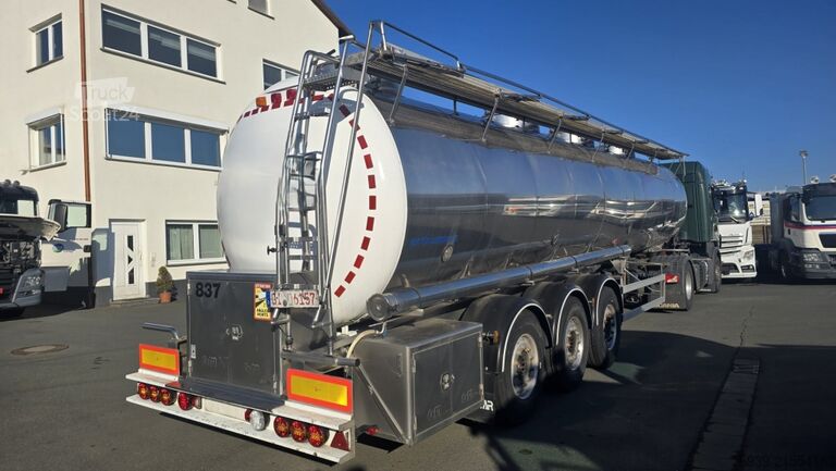 Remorque-citerne semi-remorque  Edelstahltankauflieger - Magyar - 4 Kammern