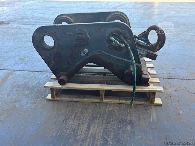 Rýpadlo  Hydraulic quick coupler CW30 excavator