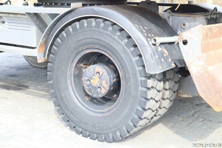 Escavatore gommato Liebherr A900C | ROTOTILT | BUCKET | GOOD TIRES