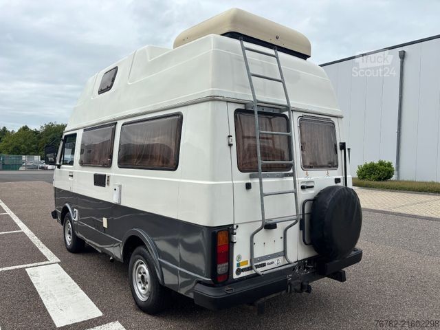 Camping-car VOLKSWAGEN LT-28 Westfalia SERVO / 6 Zylinder