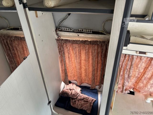 Camping-car VOLKSWAGEN LT-28 Westfalia SERVO / 6 Zylinder