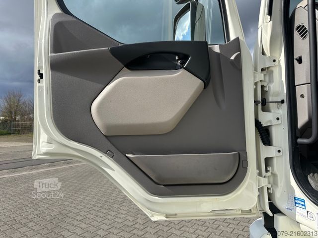 Camion refrigerato DAF LF 260 / Thermo King 1000 R Spectrum / LBW