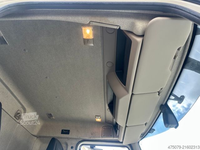 Camion refrigerato DAF LF 260 / Thermo King 1000 R Spectrum / LBW